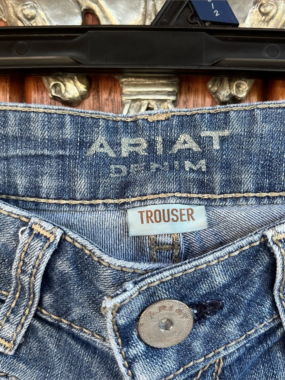 Womenās Ariat Trouser Jeans - Picture 4 of 12